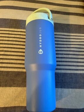 HydroJug Blue Bottle with Mint Cap Sport 32oz bottle